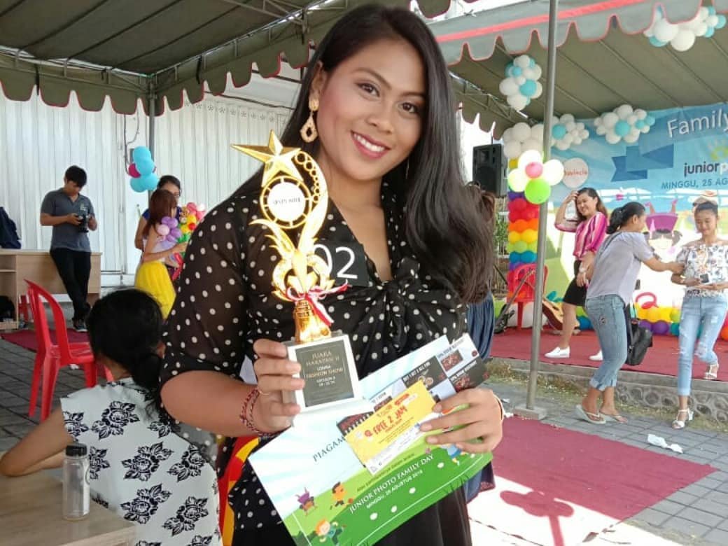 49. Ni Putu Ananda Nirmala Dewi - Juara Harapan 2 Lomba Fasion Show Casual Colorful