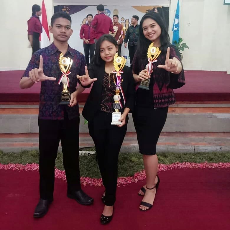 72. Komang Adi Suryawan - Juara Harapan 3 Lomba Reportase Berita Se-Bali 
